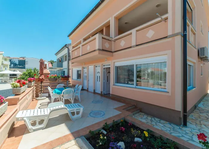 Hudic 1 By Interhome Vir