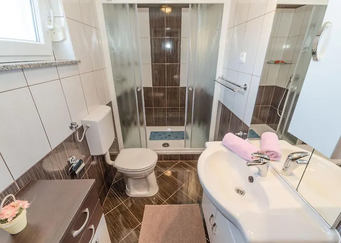 Hudic 1 By Interhome Apartmán Vir