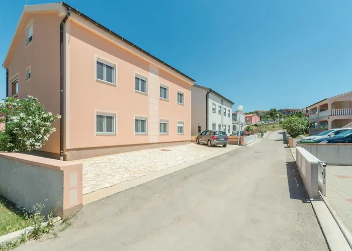 Hudic 1 By Interhome Apartmán Vir