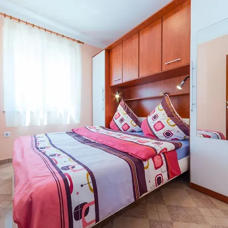 アパート Hudic 1 By Interhome *