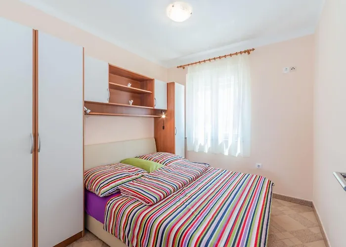 Hudic 1 By Interhome Apartment Vir